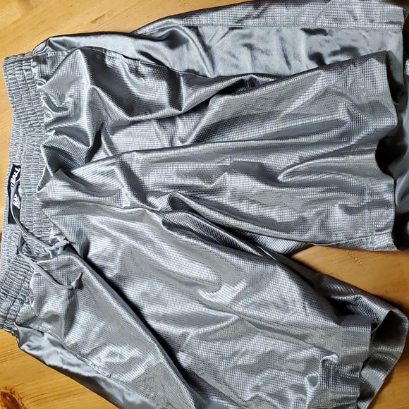 🏀REDUCED!🏀 Nike Basketball Shorts XXL - Picture 1 of 6